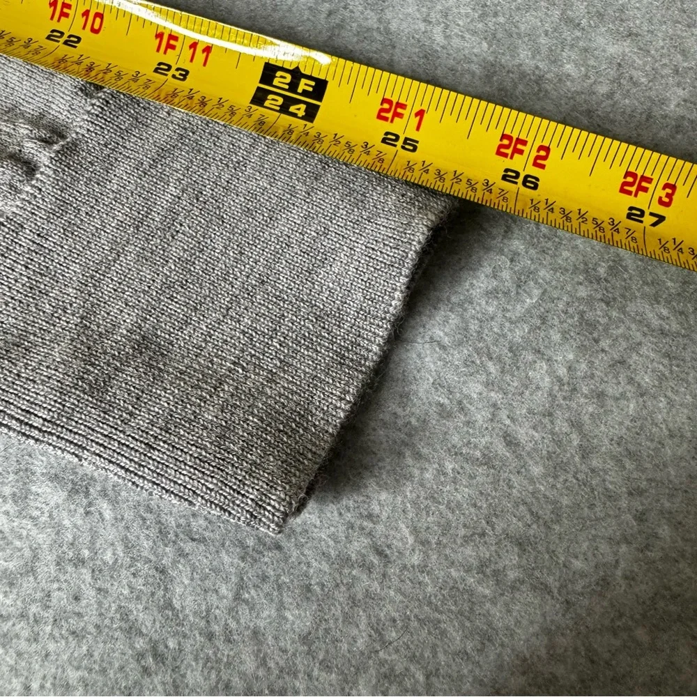 Uniqlo Light Marled Gray 100%‎ Wool Super Soft Quarter Zip Sweater Size XL
